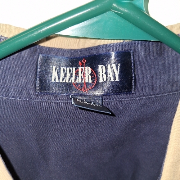 Keeler Bay men's short sleeve button-down shirt in a size large. - Picture 3 of 7